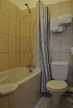 Hipotel Paris Printania Maraichers Hotel