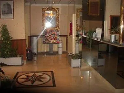 Hipotel Paris Printania Maraichers 2*,  France