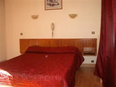 Hipotel Paris Printania Maraichers 2*,  Frankrig